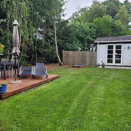 Prachtig Vrij Zomerhuis Met En Wildernisbad Hals